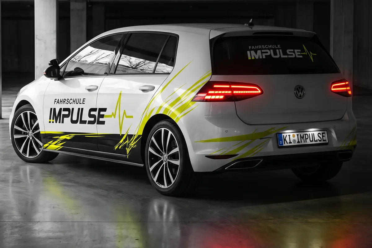Fahrschulwagen der Fahrschule Impulse